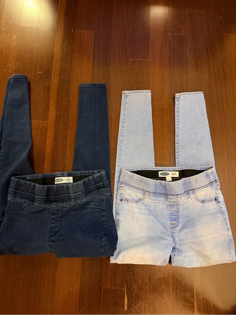 Old Navy Two-Pack Pull-On Jeggings in Dark Blue and Light Blue sz 4